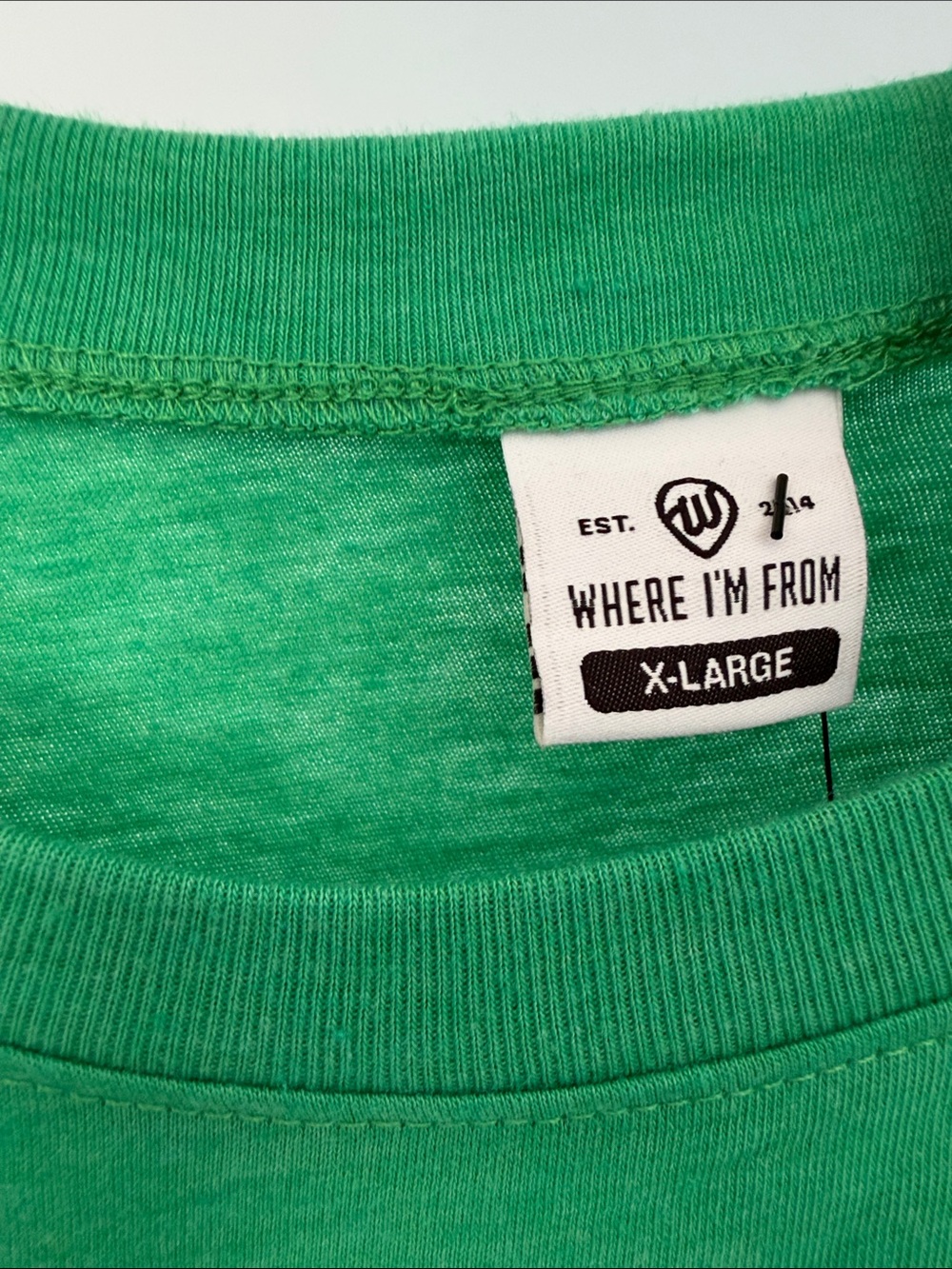 NWT Green Baltimore Graphic Crop Top - Picture 4 of 4
